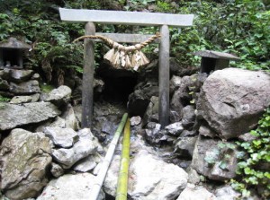 天の岩戸